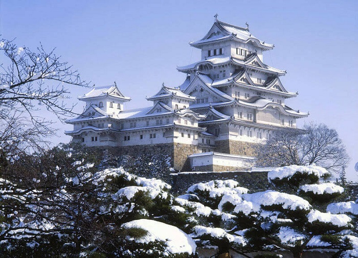 Lâu đài Osaka mùa đông