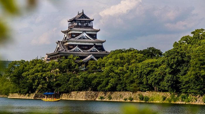 Lâu đài Hiroshima