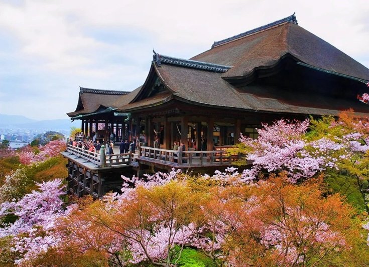 Chùa Thanh Thủy (Kiyomizu-dera): Tuyệt Tác Kiến Trúc Không Dùng Đinh Giữa Cố Đô