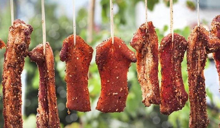 hịt bò xiên nướng & Bánh bao bò (Gyuman)