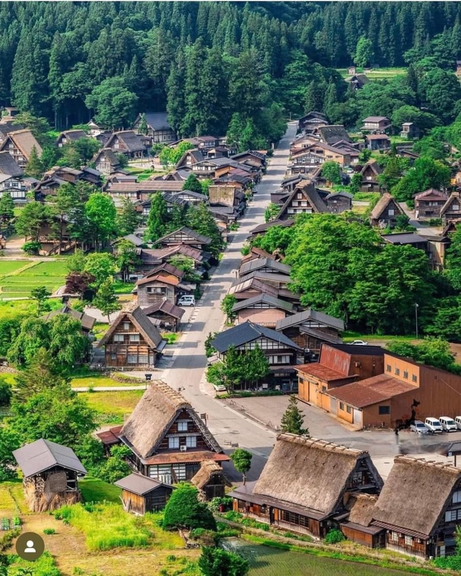 Làng cổ Shirakawa-go