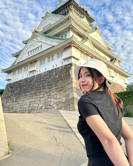 Lâu Đài Osaka