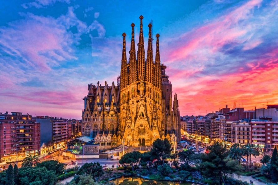 Vương Cung Thánh Đường Sagrada Familia