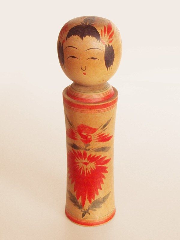 Búp bê gỗ Kokeshi truyền thống vùng Tohoku Nhật Bản