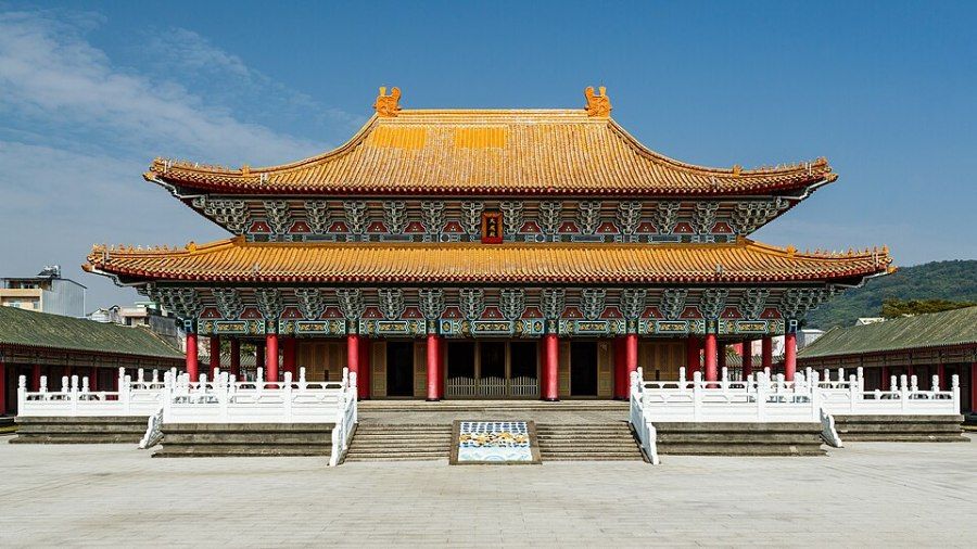 Đền Khổng Tử Tả Doanh bên Đầm Liên Trì, Cao Hùng