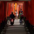 Hàng ngàn cổng torii đỏ tại đền Fushimi Inari Taisha, Kyoto, Nhật Bản