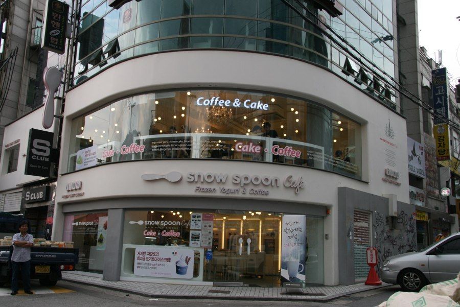 Quán cafe phong cách độc đáo tại khu Hongdae