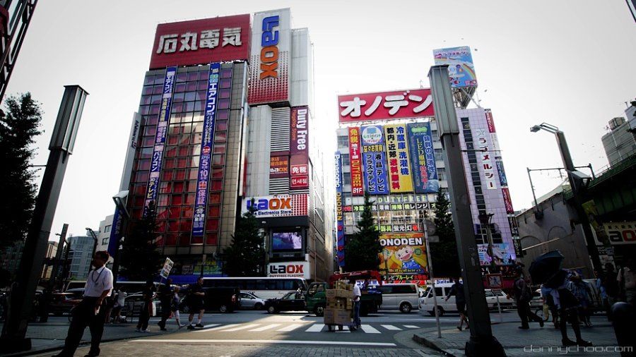 Khu phố Akihabara, Tokyo - trung tâm văn hóa anime, manga và điện tử Nhật Bản