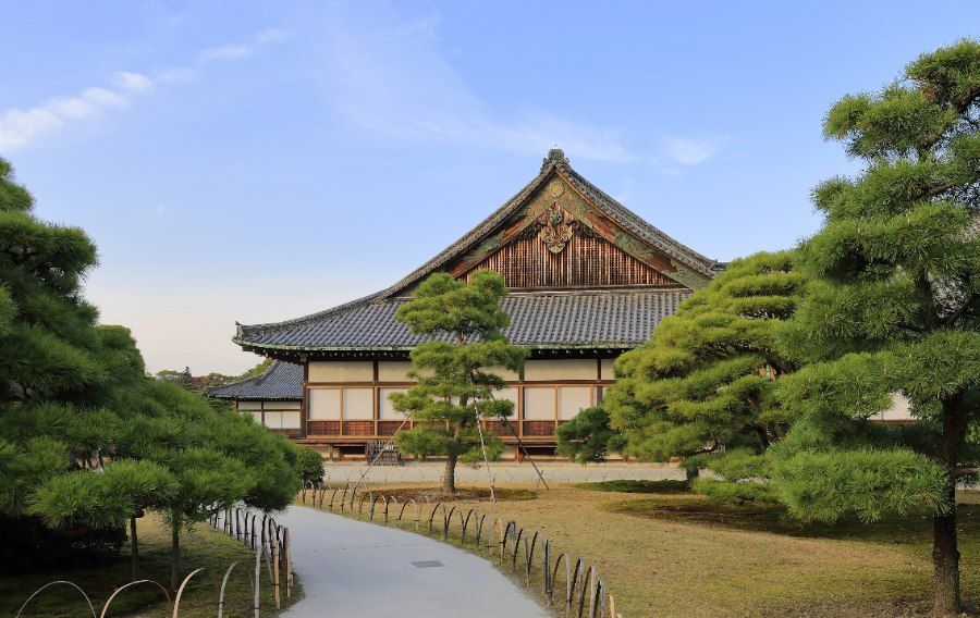 Cung điện Ninomaru bên trong lâu đài Nijo Kyoto