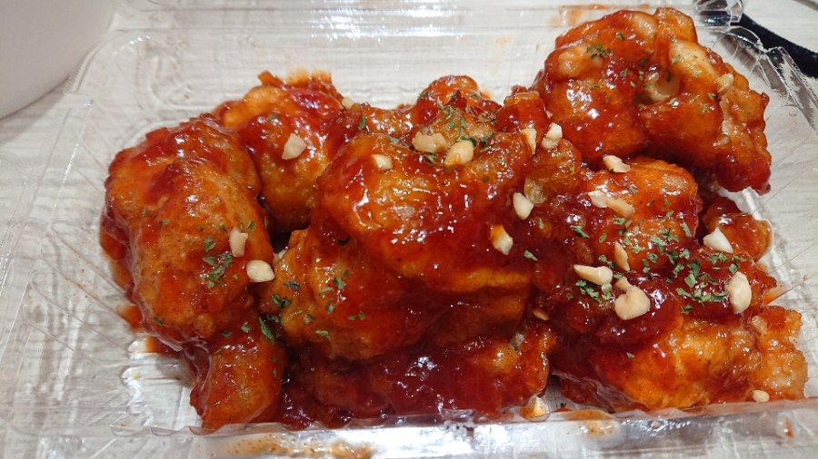 Món ăn vặt đường phố đặc trưng tại Myeongdong