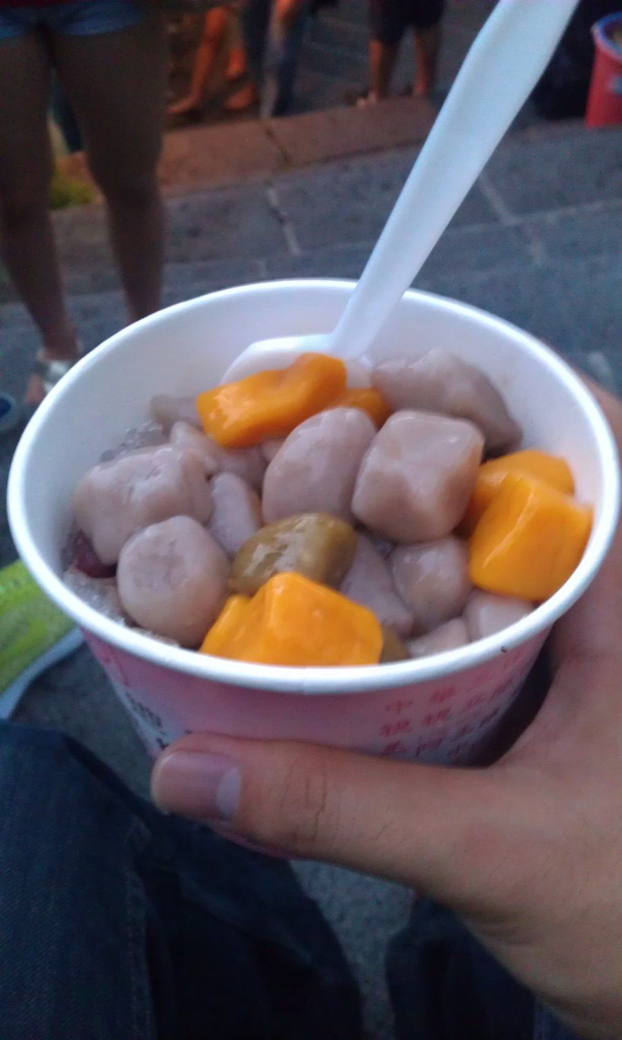 Chè viên khoai môn taro balls đặc sản phố cổ Cửu Phần, Đài Loan