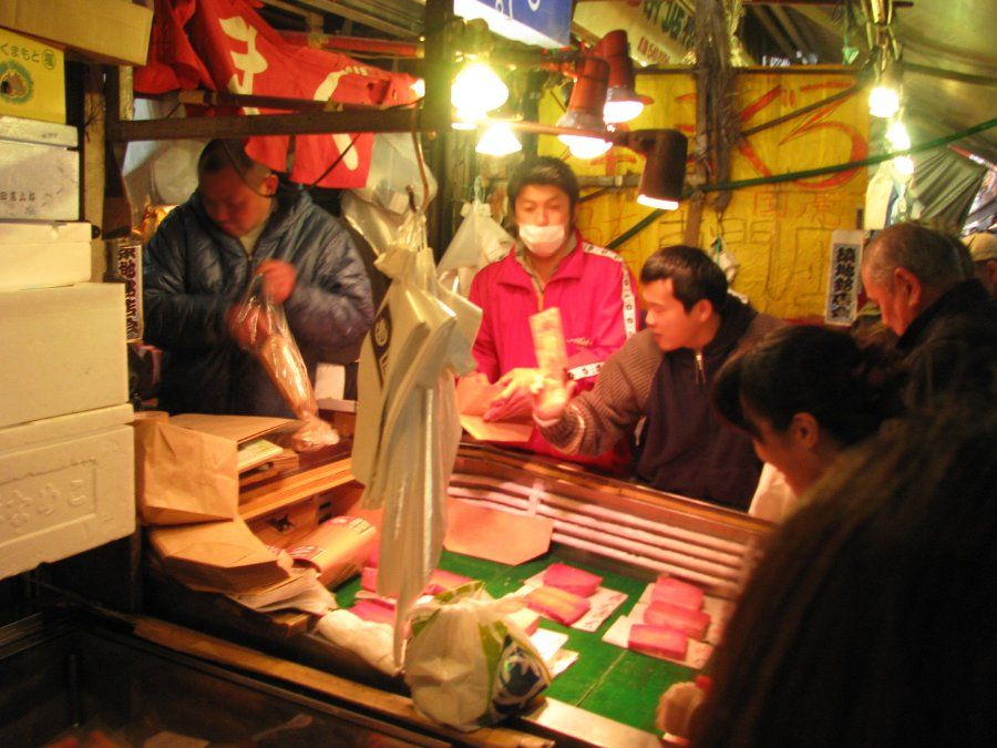Chợ ngoài Tsukiji Outer Market Tokyo