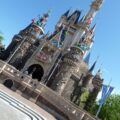 Lâu đài công chúa Cinderella biểu tượng của Tokyo Disneyland