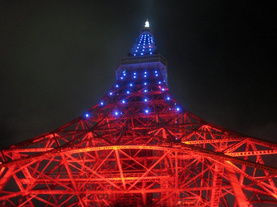 Tháp Tokyo Tower ban ngày