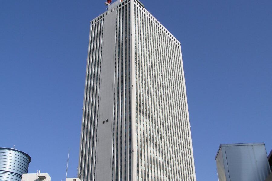 Tòa tháp Sunshine 60 cao 240m tại khu Ikebukuro, từng là tòa nhà cao nhất châu Á