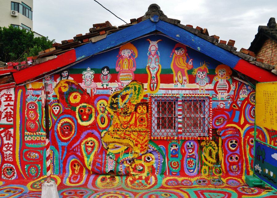 Làng cầu vồng Rainbow Village đầy màu sắc ở Đài Trung