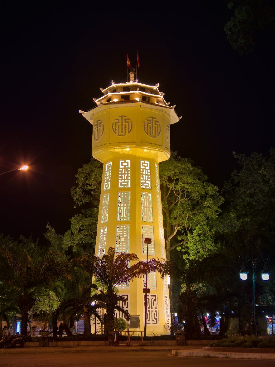 Tháp nước Phan Thiết công trình biểu tượng bên sông Cà Ty