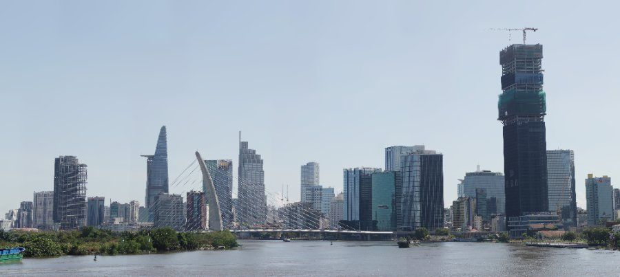 Toan canh skyline thanh pho Ho Chi Minh Sai Gon nhin tu xa